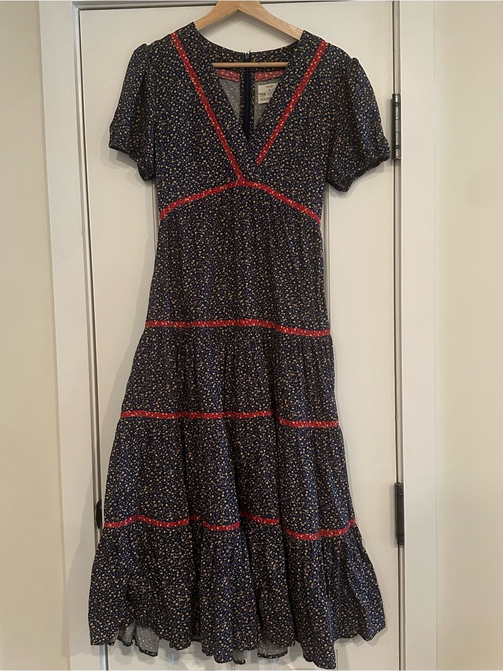 AFTERNOON Women's Navy Floral V-Neck Tiered Dress with Red Trim